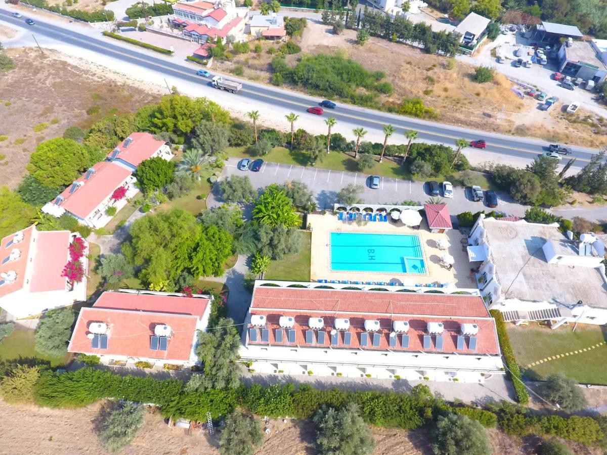 Bare Hill Holiday Apartments Kyrenia  Exterior photo