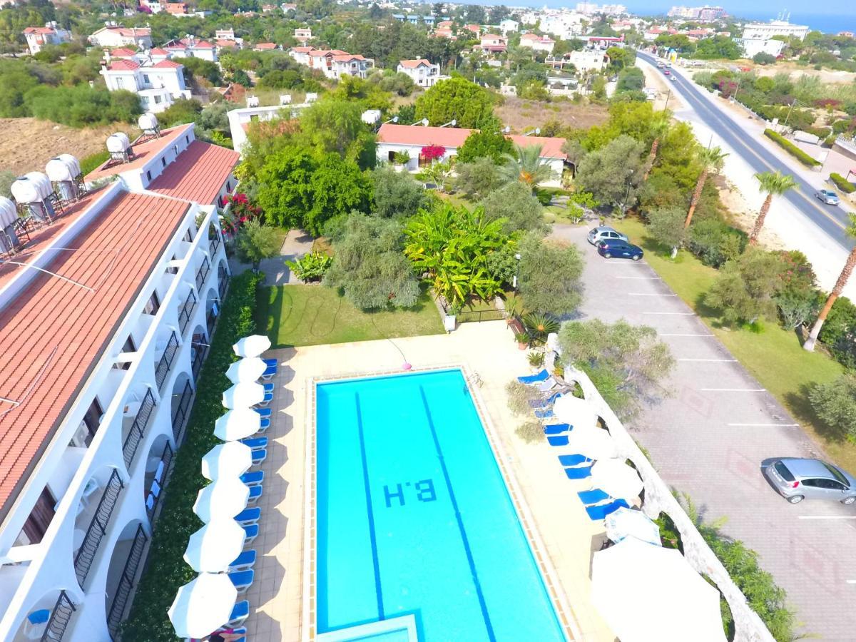 Bare Hill Holiday Apartments Kyrenia  Exterior photo